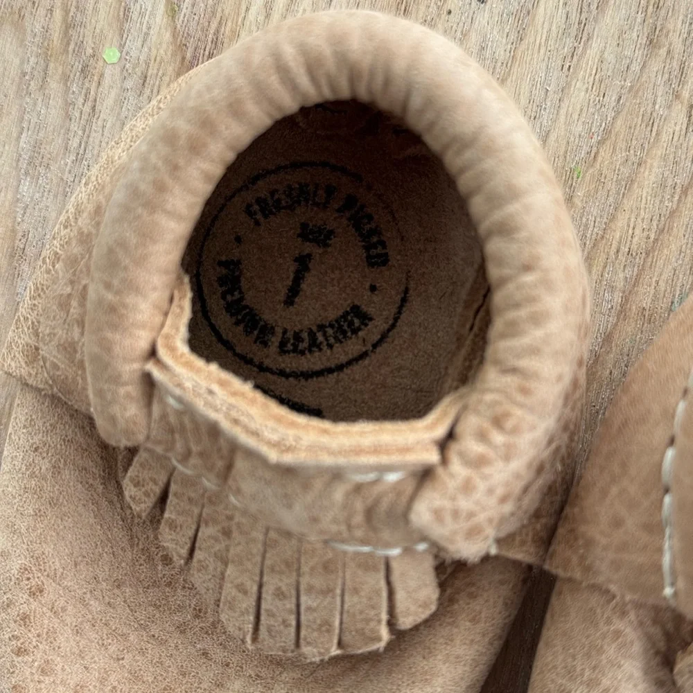 FRESHLY PICKED Brown Fringe Leather Baby Moccasins Size 1